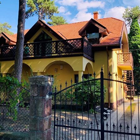 Villa B96 Siófok Exteriér fotografie
